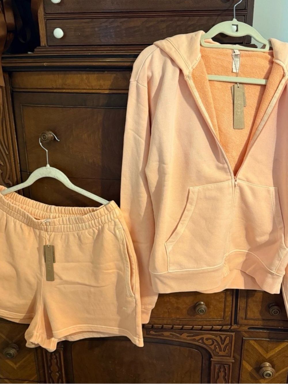 SKIMS Pink Cozy Hoodie & Short Set - Picture 2 of 6